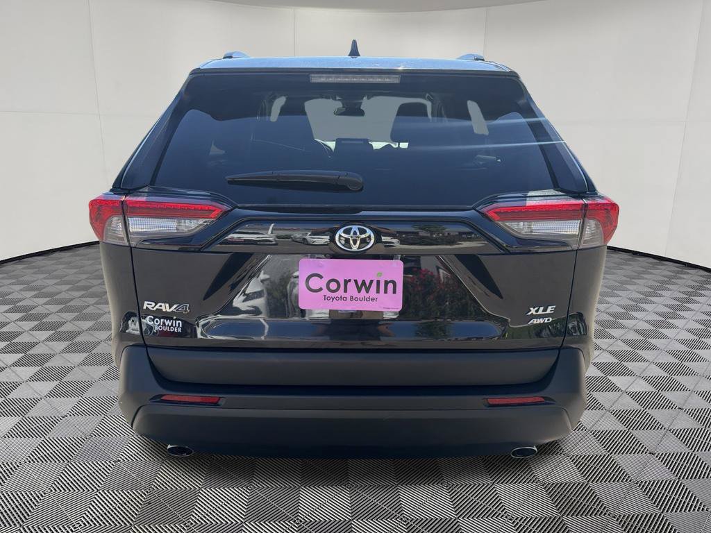 Used 2025 Toyota RAV4 XLE AWD/4WD image 6