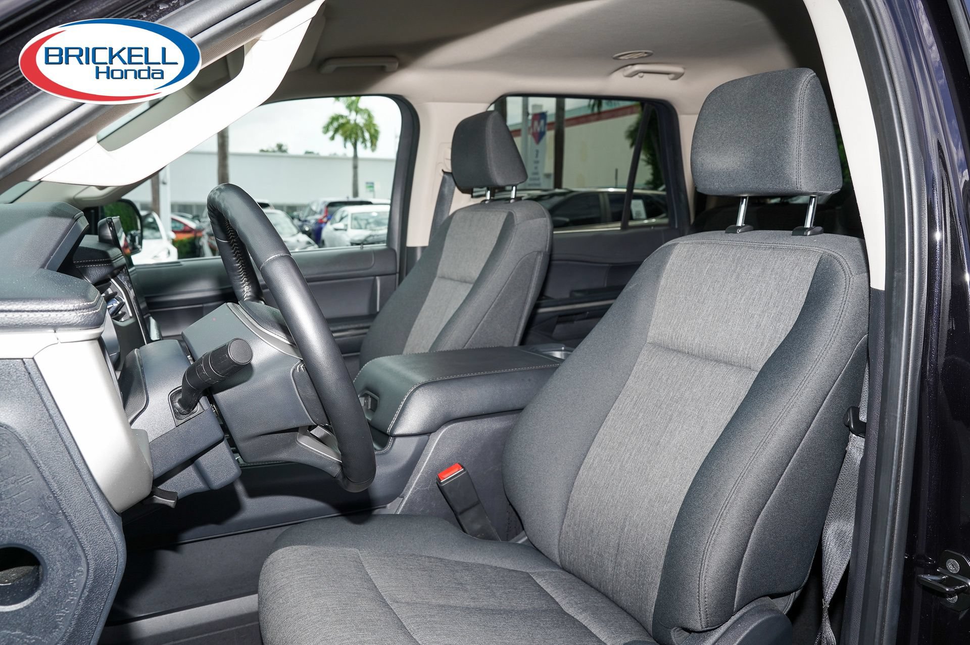 Used 2024 Ford Expedition Max XLT RWD image 17