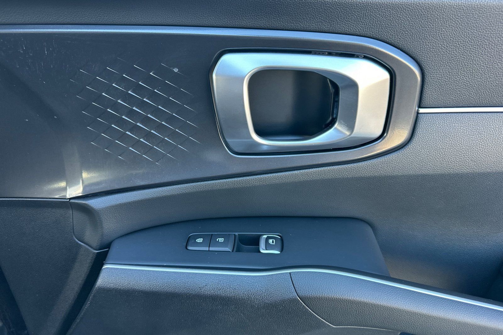 Used 2022 Kia Sorento LX image 21