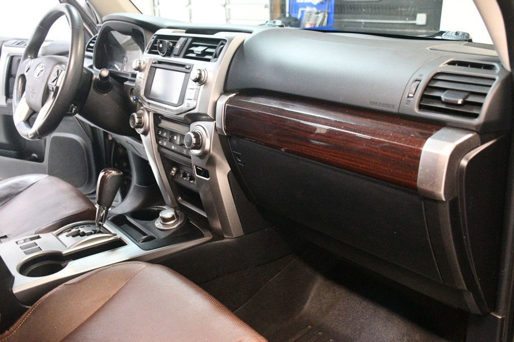 Used 2015 Toyota 4Runner Limited AWD/4WD image 27