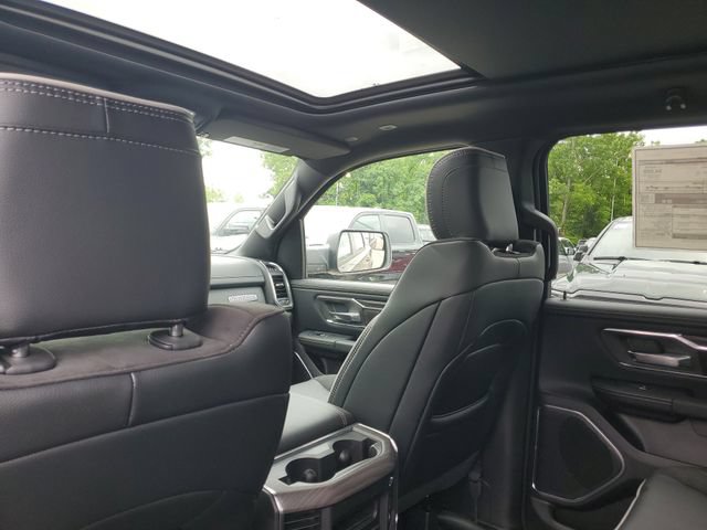 New 2026 RAM 1500 Laramie w/ Sport Appearance Package AWD/4WD image 10
