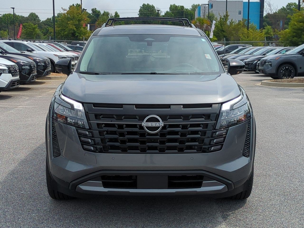 New 2026 Nissan Pathfinder Platinum w/ Accent Package FWD image 9