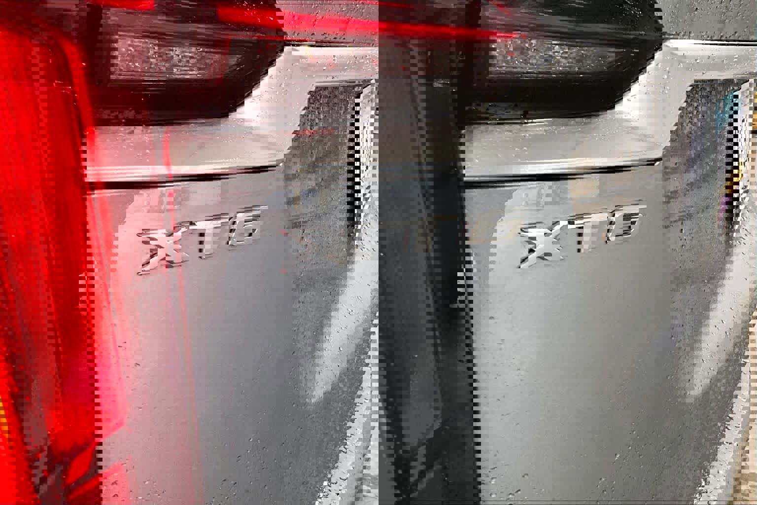 Used 2025 Cadillac XT6 Premium Luxury image 30