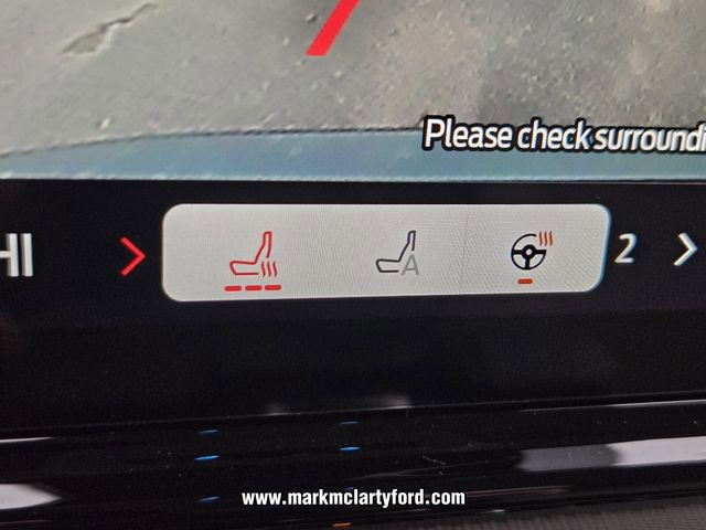 New 2026 Ford Expedition Active image 17