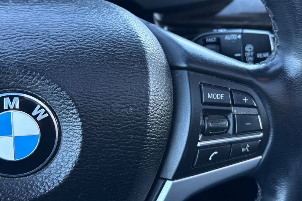 Used 2016 BMW X5 xDrive40e image 29