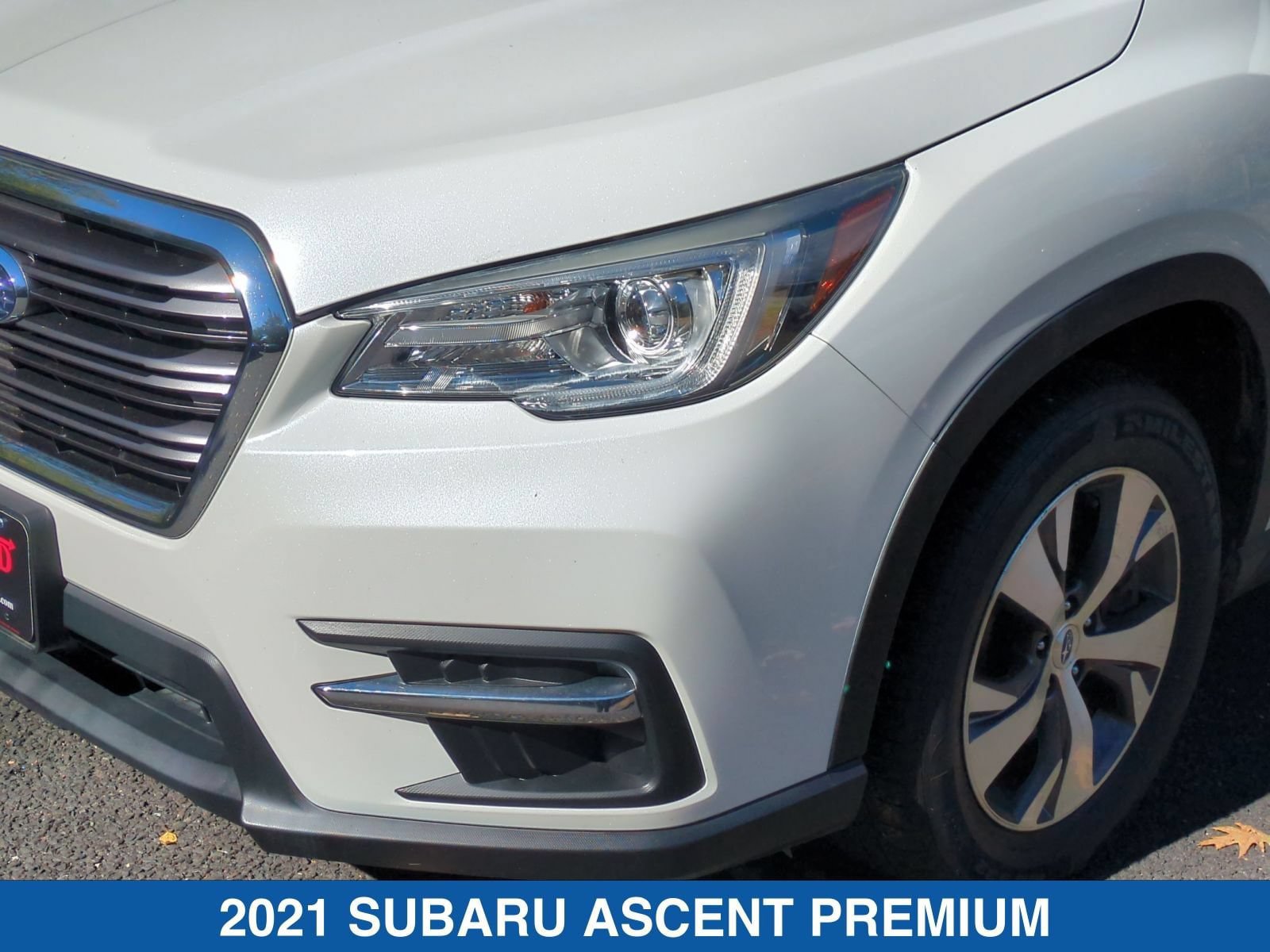Used 2021 Subaru Ascent Premium w/ Convenience Package AWD/4WD image 10