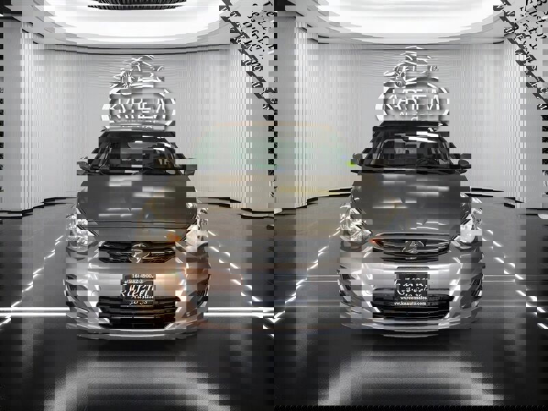 Used 2017 Hyundai Accent SE image 2