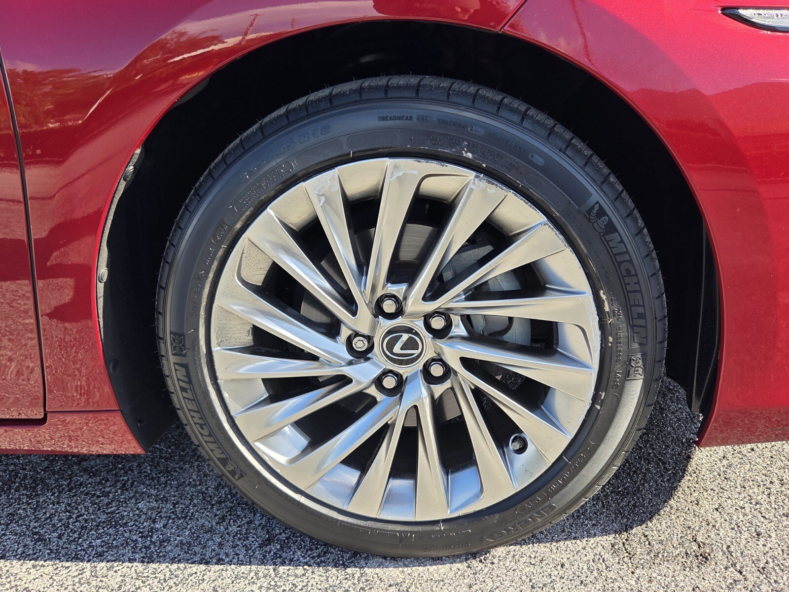 Used 2021 Lexus ES 350 Ultra Luxury w/ Accessory Package 2 FWD image 9