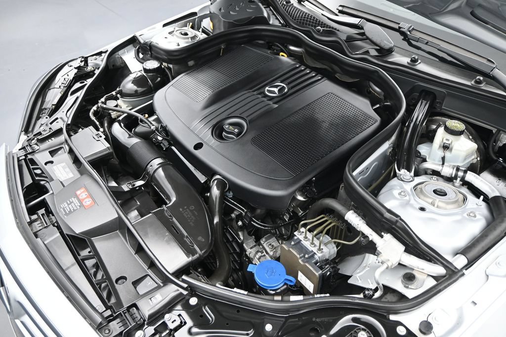 Used 2014 Mercedes-Benz E 250 BlueTEC Sedan image 26