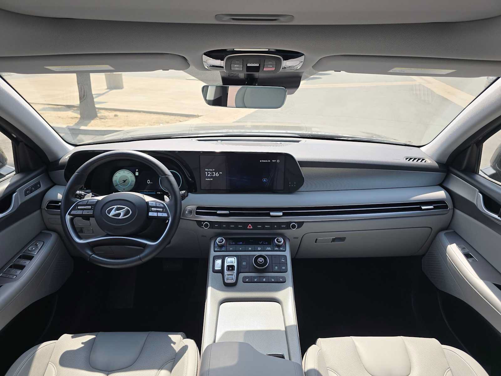 Used 2025 Hyundai Palisade SEL FWD image 20
