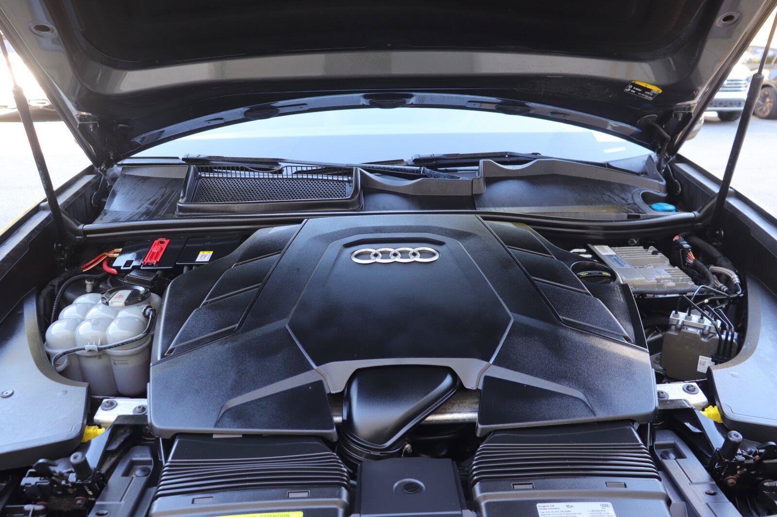 Used 2019 Audi Q8 Premium w/ Convenience Package AWD/4WD image 37