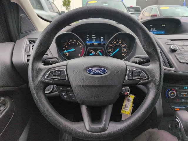 Certified 2018 Ford Escape SE FWD image 31