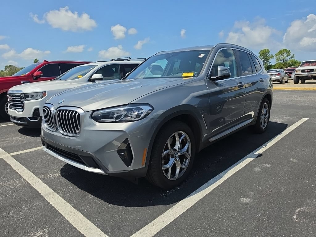 Used 2023 BMW X3 xDrive30i w/ Convenience Package AWD/4WD image 6