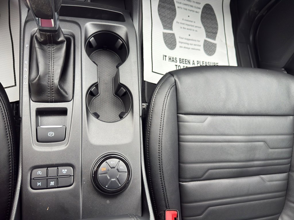 New 2025 Ford Ranger Lariat w/ Black Appearance Package image 20