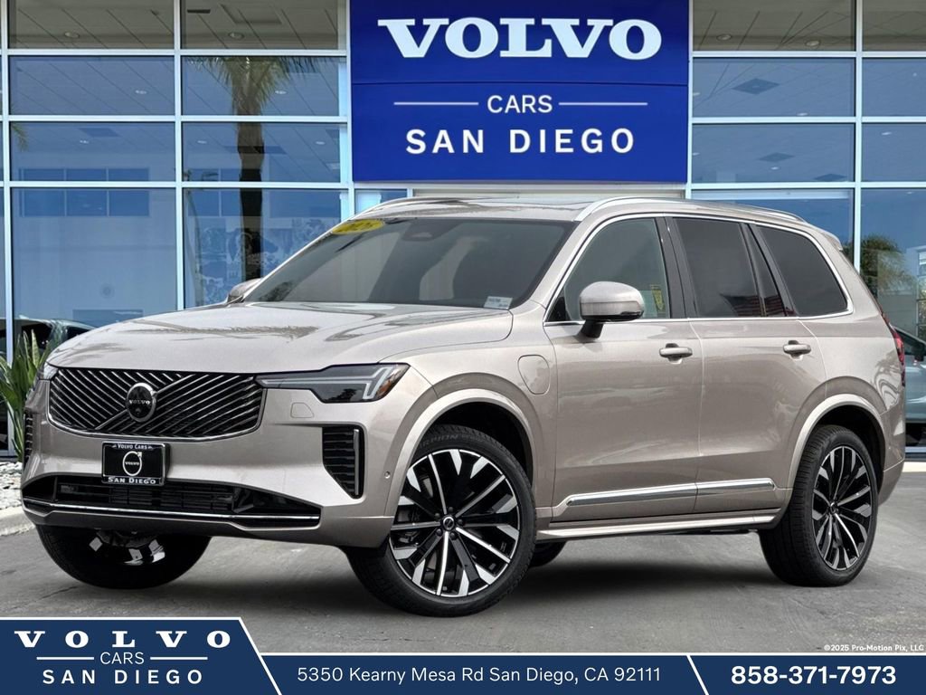 New 2026 Volvo XC90 T8 Plus w/ Protection Package Premier