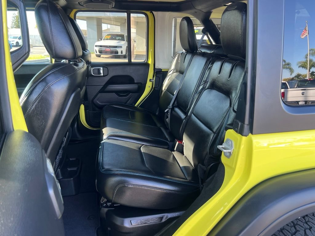 Used 2023 Jeep Wrangler Unlimited Rubicon 4xe AWD/4WD image 38