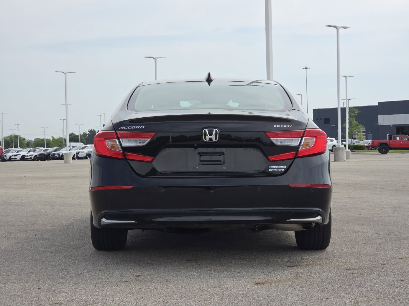 Used 2018 Honda Accord Touring image 17