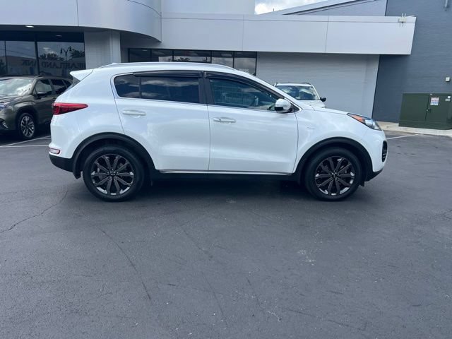 Used 2018 Kia Sportage EX w/ EX Sport Appearance Package AWD/4WD image 2