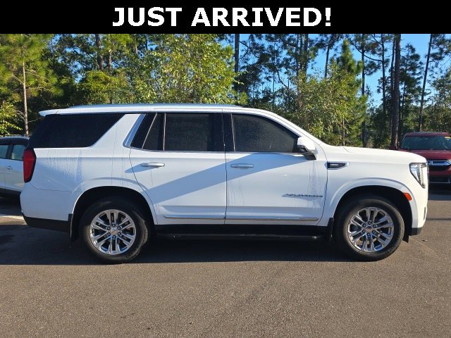 Used 2021 GMC Yukon SLT w/ SLT Luxury Package image 3