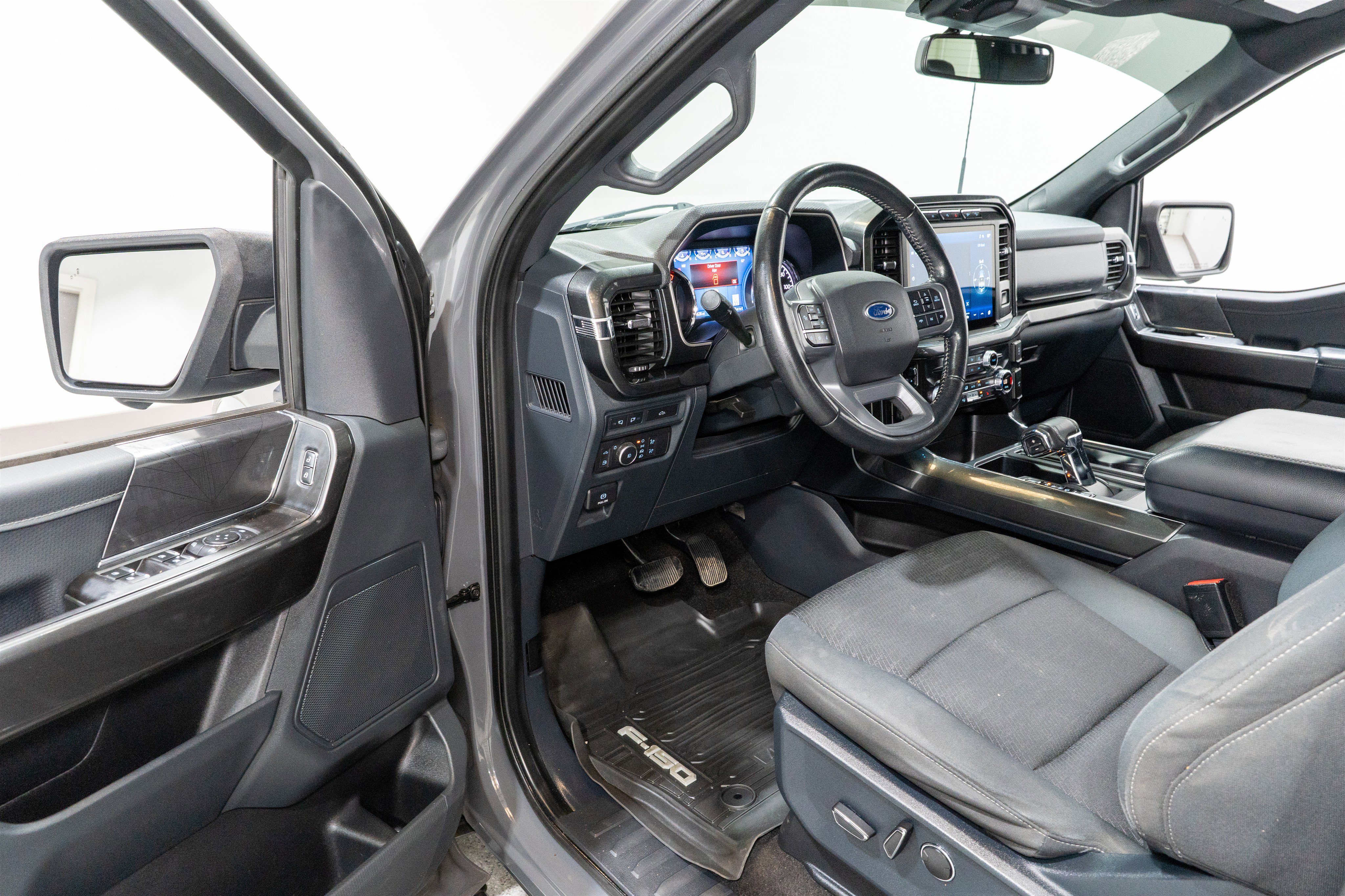 Used 2021 Ford F150 XLT w/ Equipment Group 302A High image 12