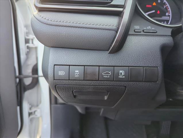 Used 2023 Toyota Camry XLE FWD image 13
