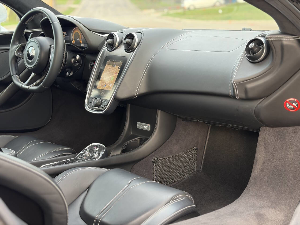 Used 2017 McLaren 570S RWD image 35