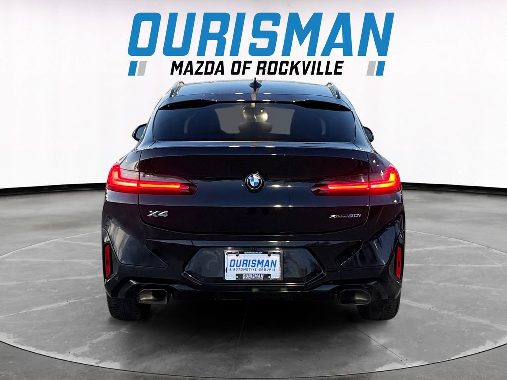 Used 2022 BMW X4 xDrive30i AWD/4WD image 5
