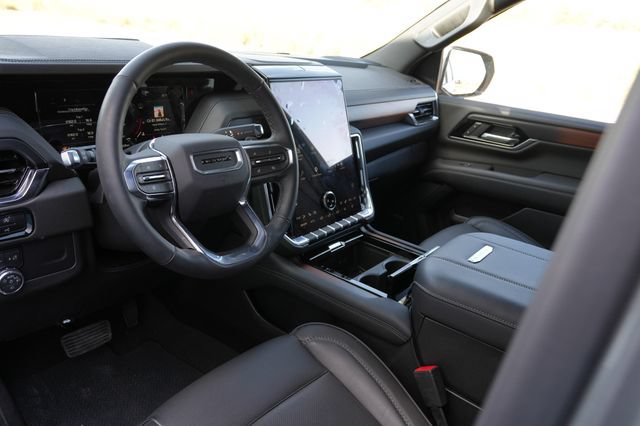 Used 2026 GMC Yukon Denali w/ Sun & Power Step Package RWD image 9