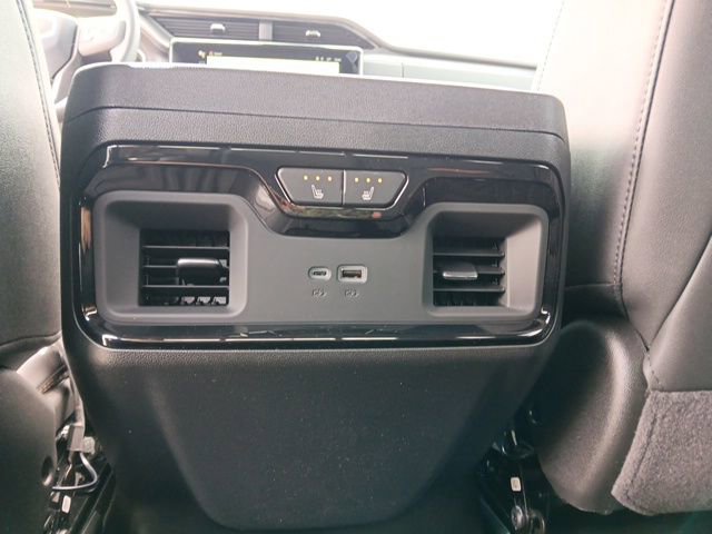 New 2026 GMC Sierra 1500 AT4 w/ LPO, Black Badging Package image 7