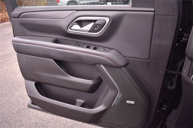 Certified 2022 Chevrolet Suburban RST w/ Sport Performance Package image 39