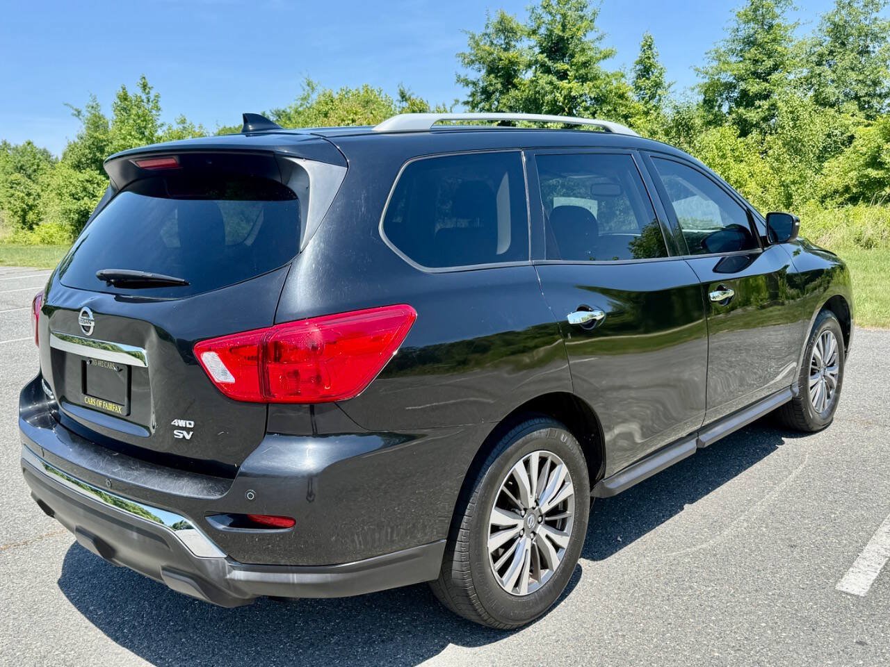 Used 2019 Nissan Pathfinder SV AWD/4WD image 8