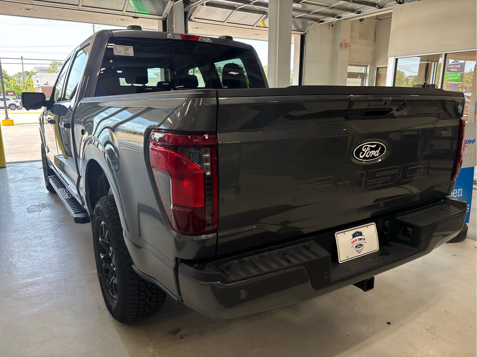 New 2026 Ford F150 XLT w/ Equipment Group 302A MID AWD/4WD image 6