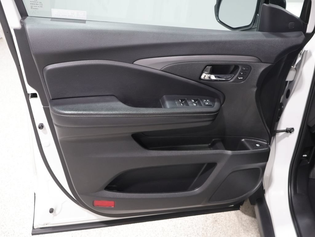 Used 2022 Honda Ridgeline RTL image 14