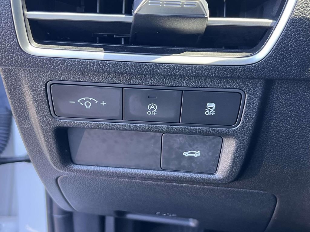 Certified 2025 Hyundai Sonata SE FWD image 20