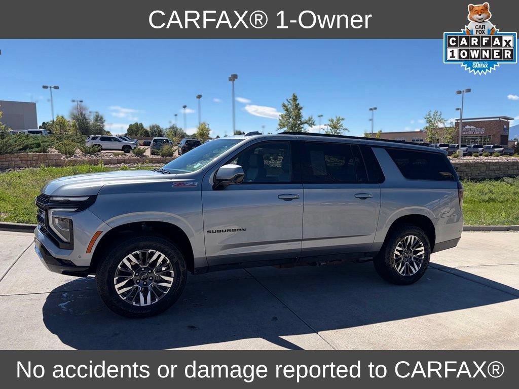 Used 2025 Chevrolet Suburban Z71 AWD/4WD image 2