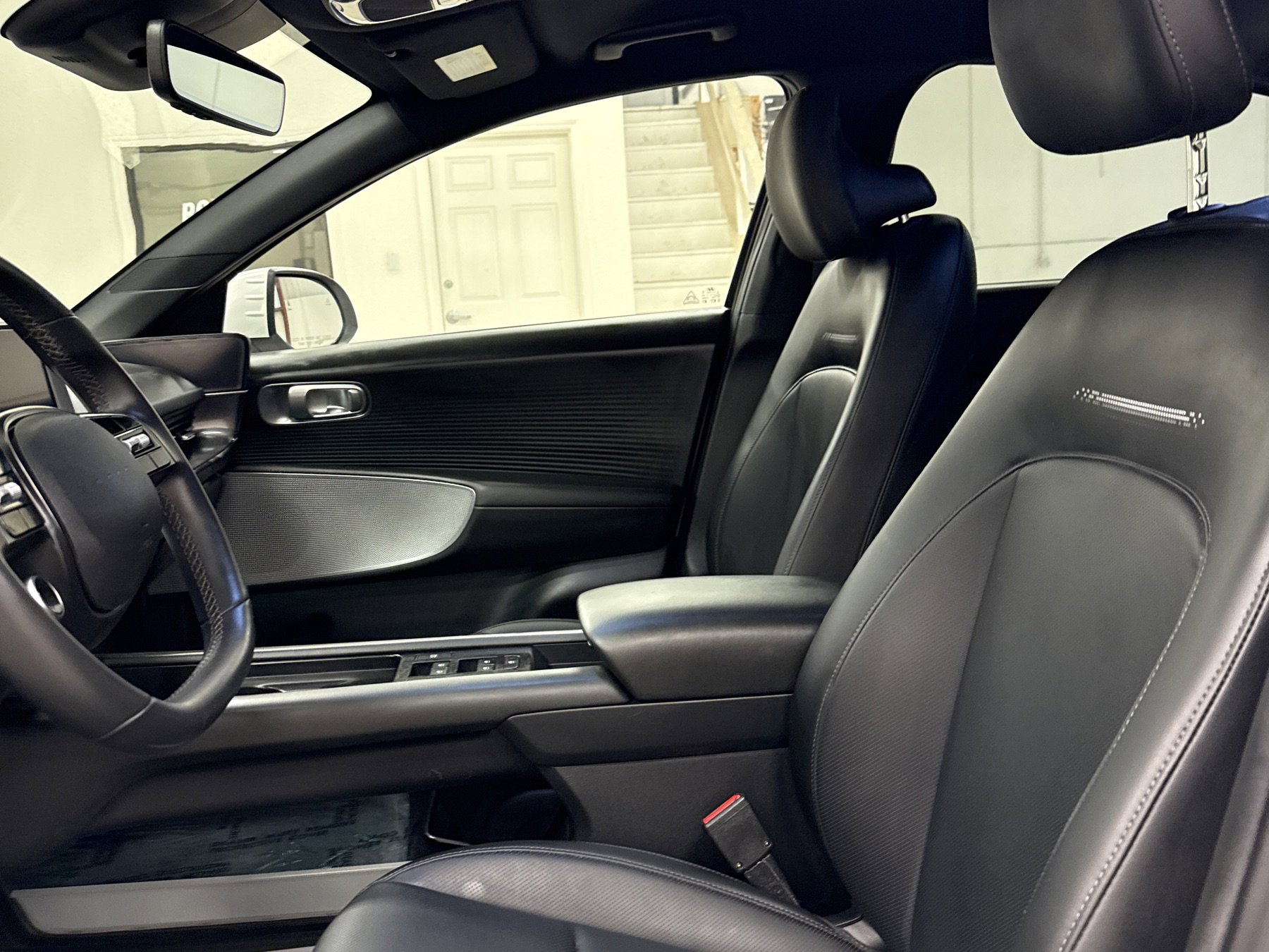 Used 2023 Hyundai Ioniq 6 SEL image 4