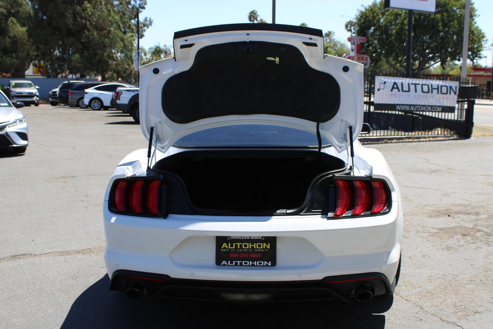 Used 2022 Ford Mustang Premium RWD image 32