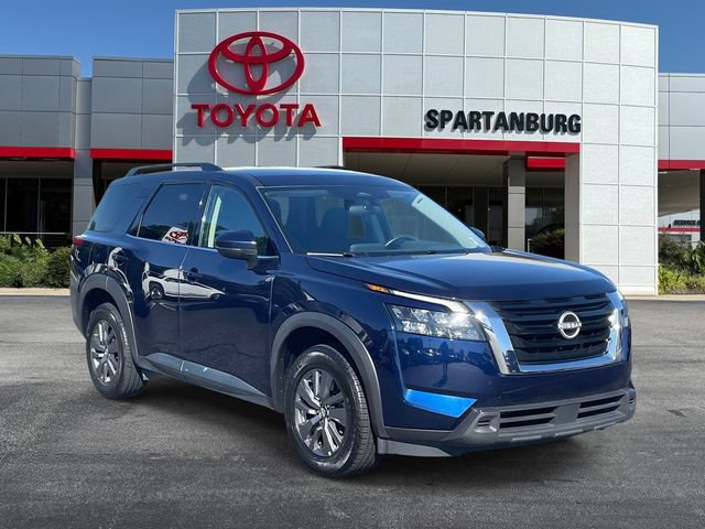 Used 2025 Nissan Pathfinder SV FWD video 1