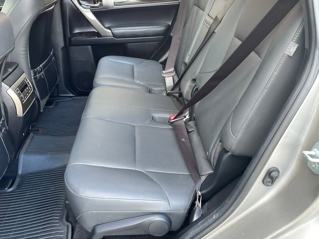 Used 2020 Lexus GX 460 Premium image 40