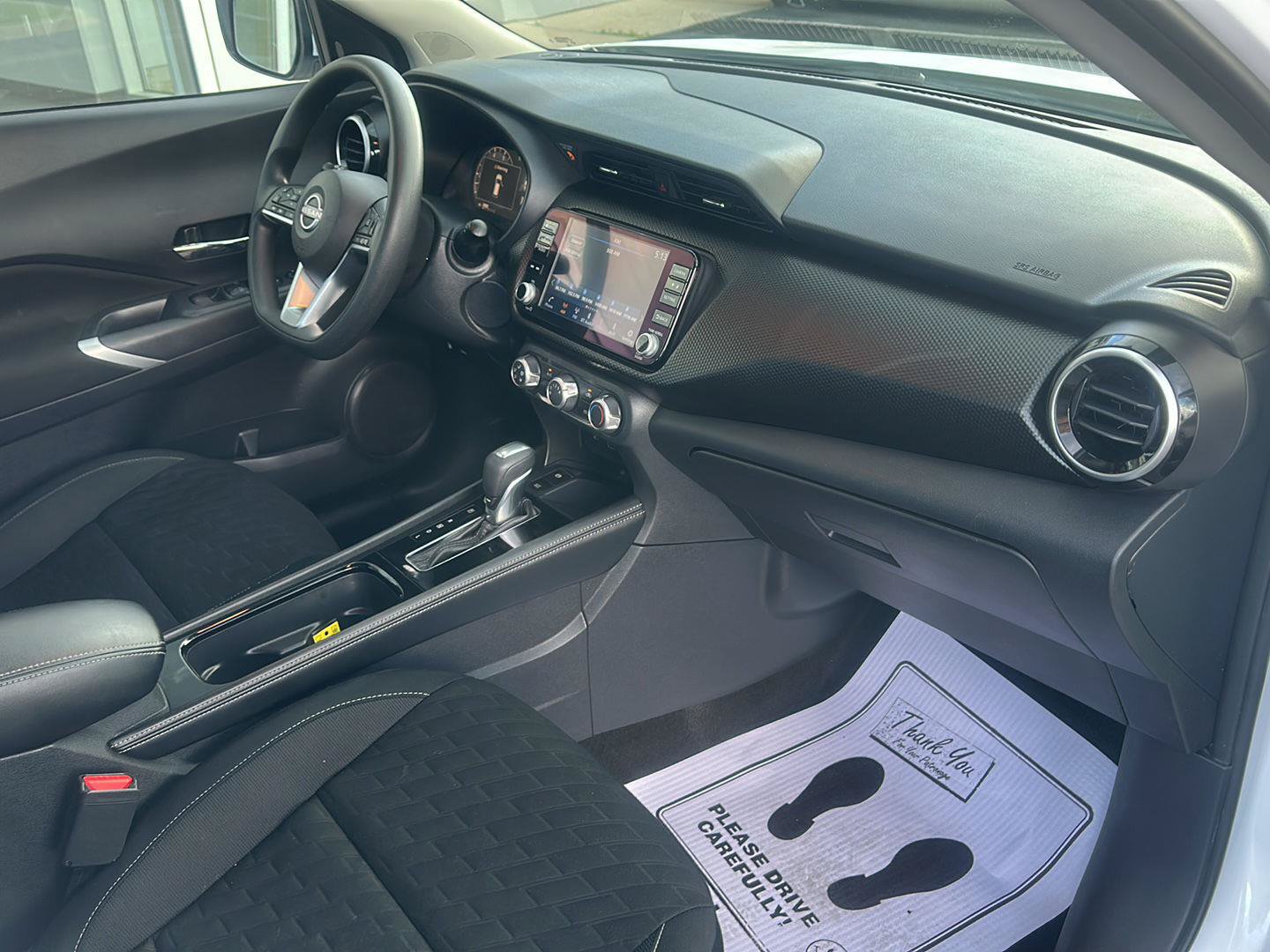 Used 2024 Nissan Kicks SV FWD image 11
