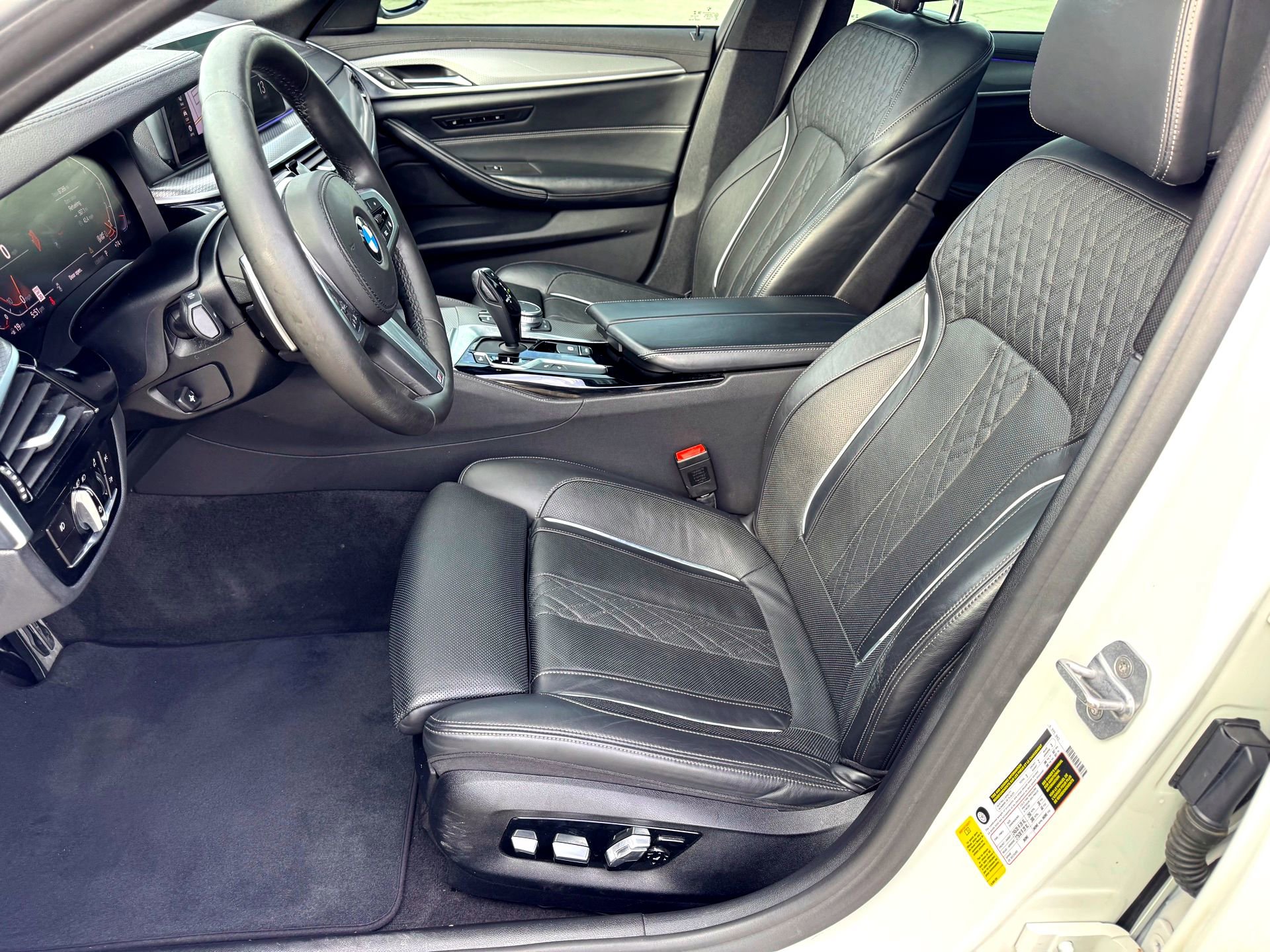 Used 2020 BMW 540i w/ M Sport Package image 13