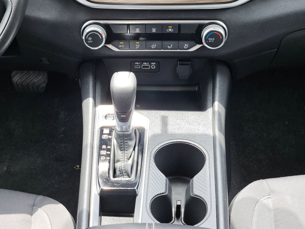 Used 2025 Nissan Altima 2.5 SV FWD image 22