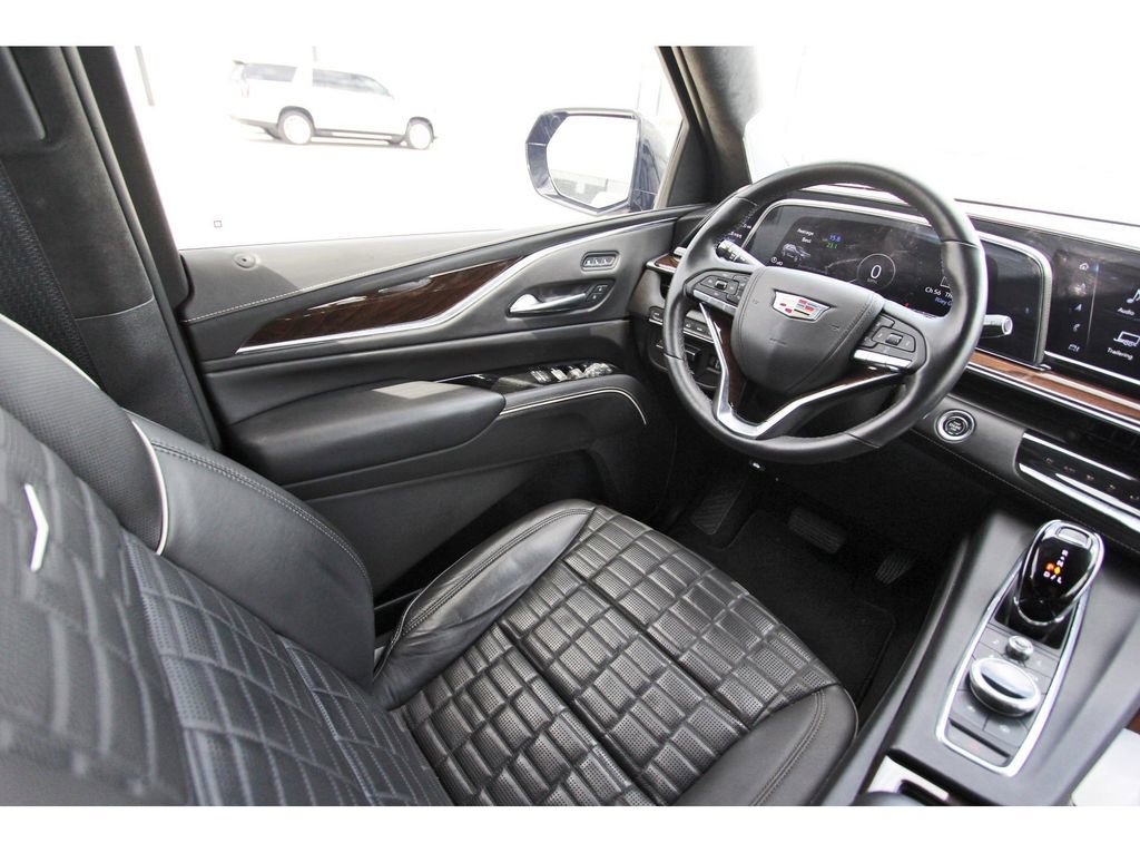 Used 2023 Cadillac Escalade Sport Platinum image 8