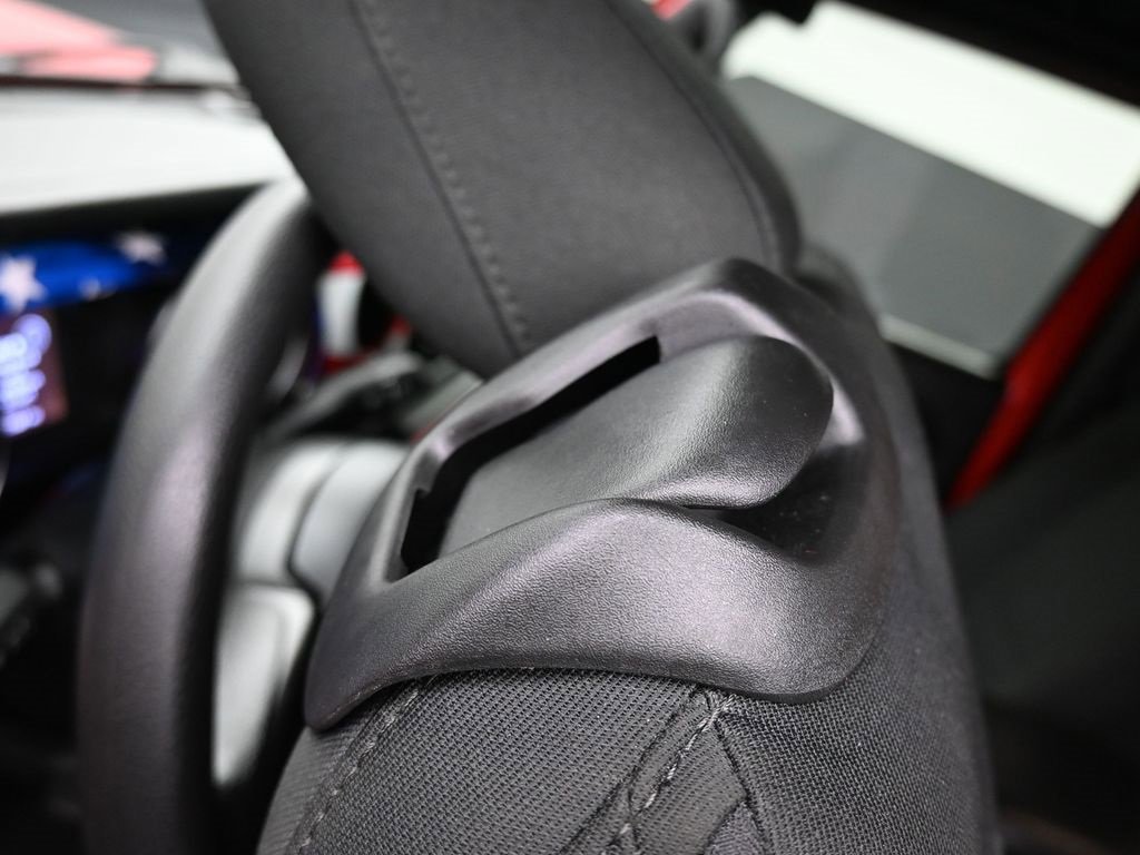 Used 2022 Jeep Wrangler Sport image 29