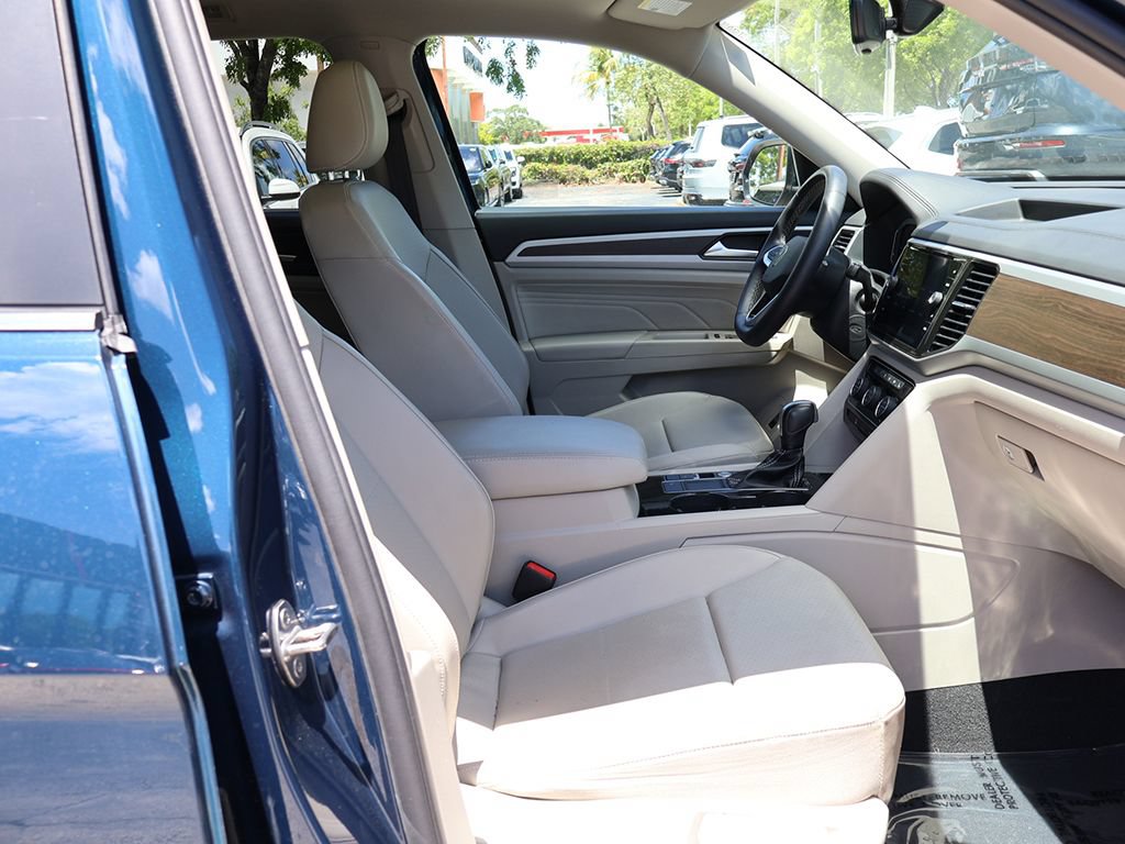 Used 2022 Volkswagen Atlas SE w/ Panoramic Sunroof Package FWD image 31