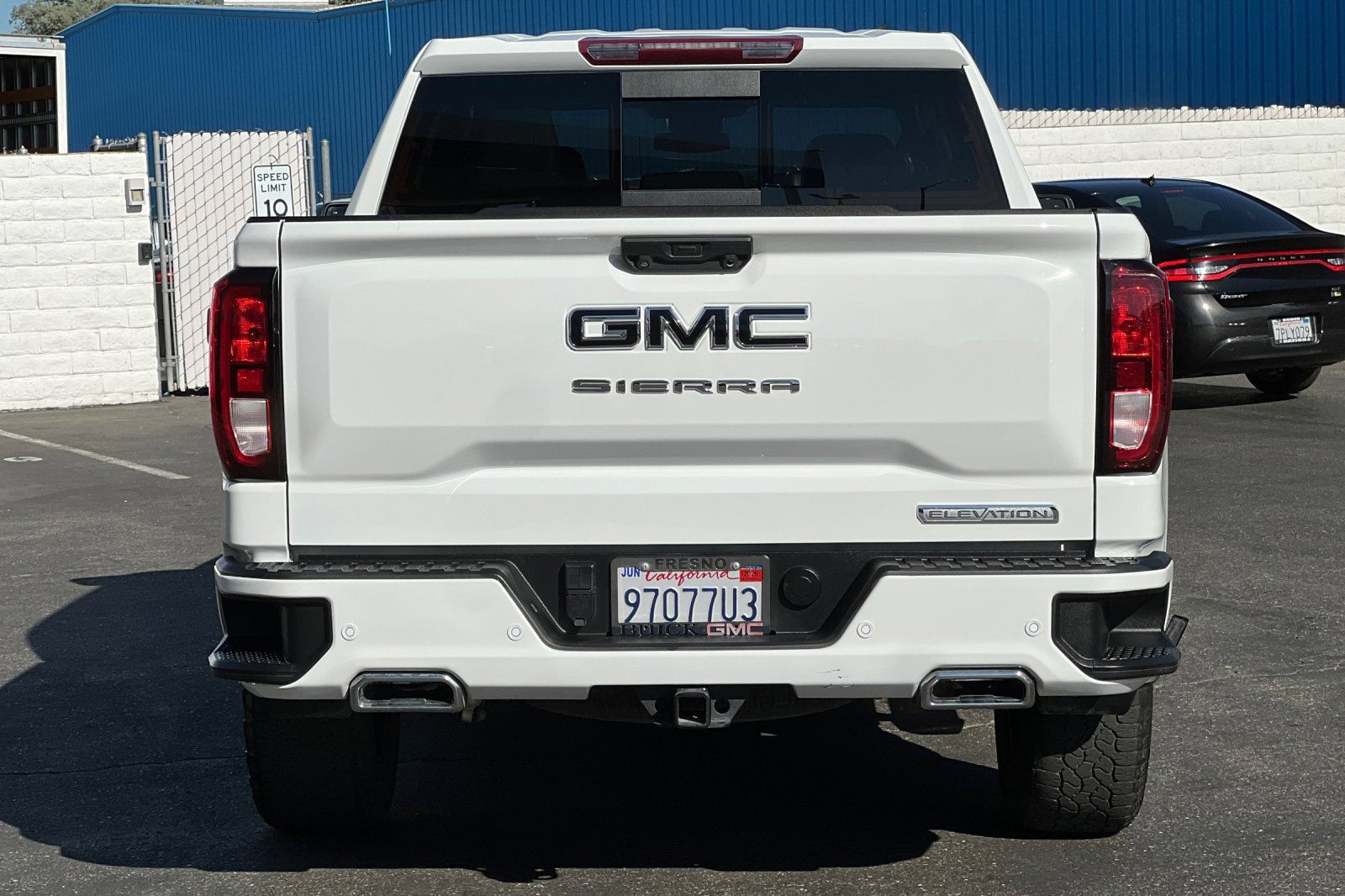 Used 2023 GMC Sierra 1500 Elevation w/ Elevation Premium Package AWD/4WD image 5