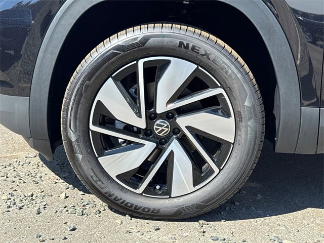 New 2026 Volkswagen Atlas SE image 9