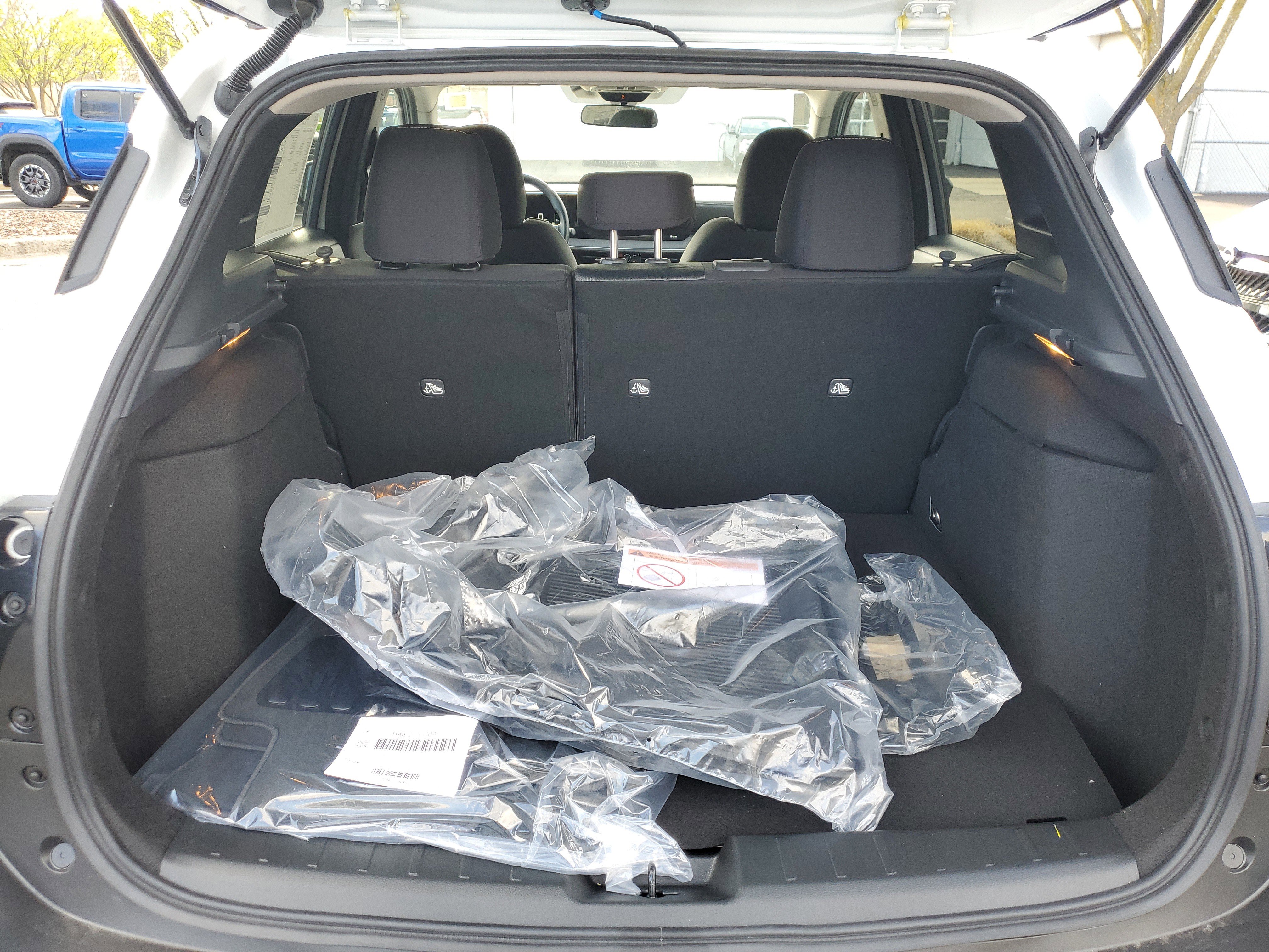 New 2026 Nissan Kicks SV w/ SV Premium Package AWD/4WD image 25
