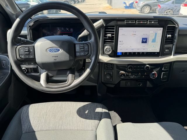 Used 2023 Ford F250 XLT w/ Black Appearance Package AWD/4WD image 15