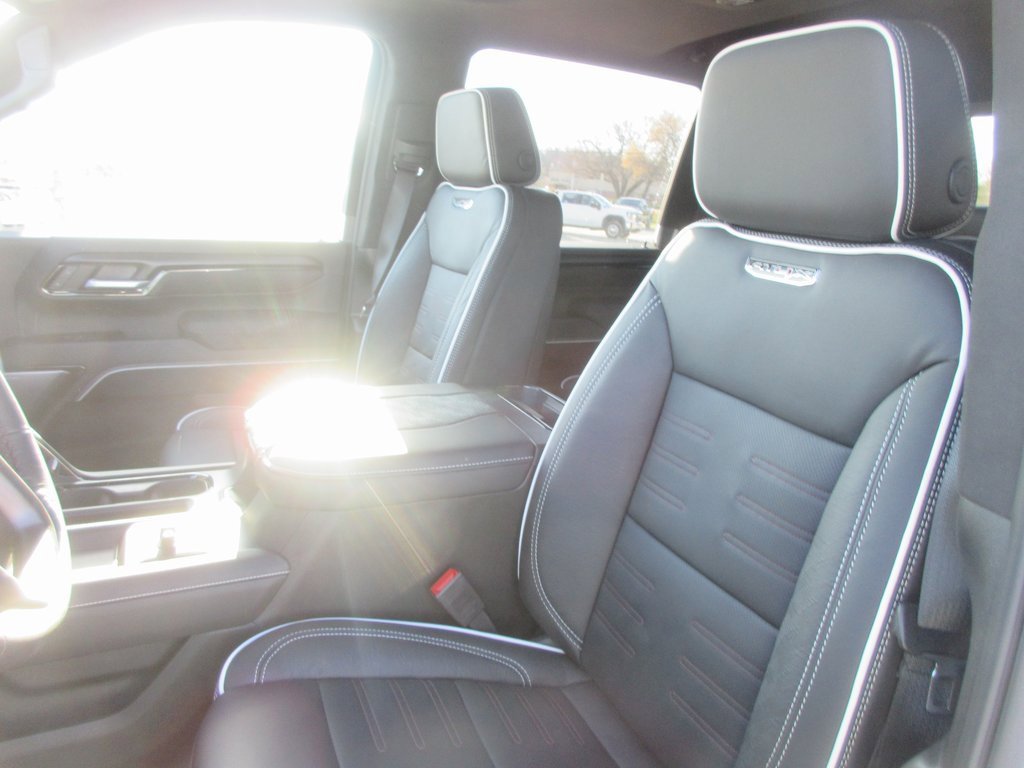 New 2026 GMC Sierra 2500 AT4X image 15